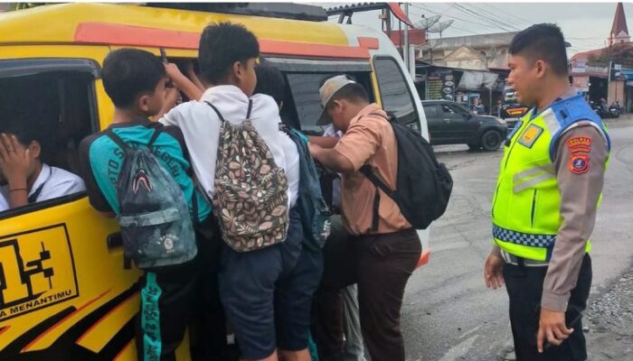 Cegah Bahaya Angkutan Tidak Aman, Satlantas Polres Pematangsiantar Gencar Edukasi: Pekan Depan Mulai Tilang